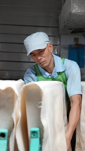 1765856189270068.jpg 壓濾機(jī)換布,一等獎(jiǎng),朱岸青.JPG